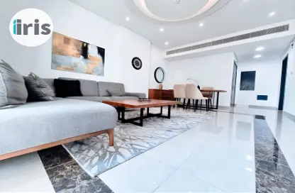 Apartment - 2 Bedrooms - 3 Bathrooms for rent in Al Juffair - Capital Governorate