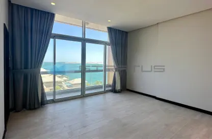 Apartment - 3 Bedrooms - 5 Bathrooms for rent in Reef Island - Capital Governorate