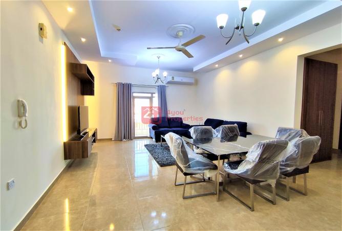 Apartment - 3 Bedrooms - 4 Bathrooms for rent in Mahooz - Manama - Capital Governorate