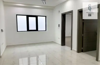 Apartment - 2 Bedrooms - 2 Bathrooms for rent in Manama Souq - Manama - Capital Governorate