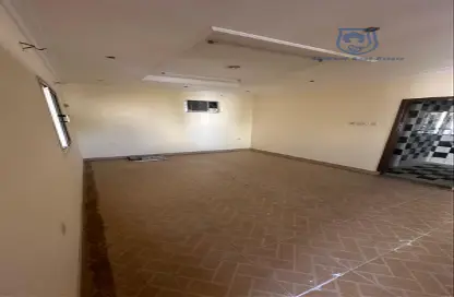 Villa - 4 Bedrooms - 3 Bathrooms for rent in Riffa - Southern Governorate