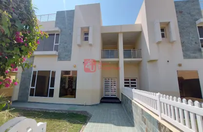 Villa - 4 Bedrooms - 4 Bathrooms for rent in Janabiya - Northern Governorate