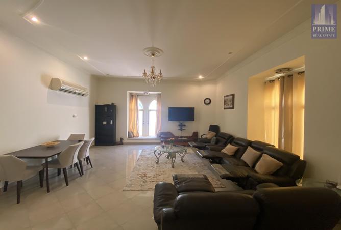 Villa - 3 Bedrooms - 4 Bathrooms for rent in Galali - Muharraq Governorate