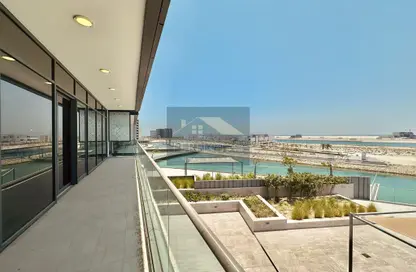 Apartment - 4 Bedrooms - 6 Bathrooms for sale in Canal View - Dilmunia Island - Muharraq Governorate