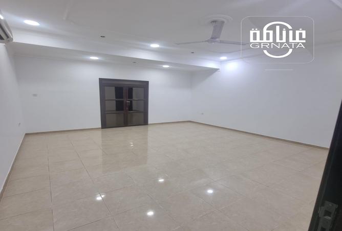 Apartment - 2 Bedrooms - 2 Bathrooms for rent in Tubli - Central Governorate