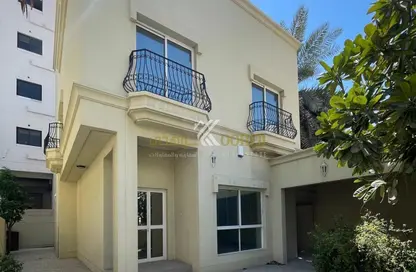 Villa - 4 Bedrooms - 4 Bathrooms for rent in Gufool - Manama - Capital Governorate