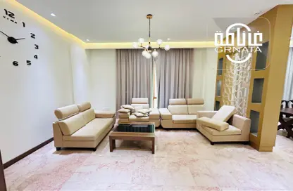 Apartment - 2 Bedrooms - 2 Bathrooms for rent in Al Juffair - Capital Governorate