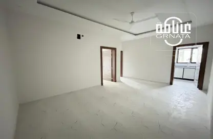 Apartment - 2 Bedrooms - 2 Bathrooms for rent in Salmaniya - Manama - Capital Governorate