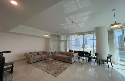 Apartment - 2 Bedrooms - 3 Bathrooms for rent in Sanabis - Manama - Capital Governorate