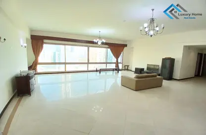 Apartment - 3 Bedrooms - 4 Bathrooms for rent in Seef - Capital Governorate