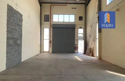 Warehouse - Studio - 1 Bathroom for rent in Hidd - Muharraq Governorate