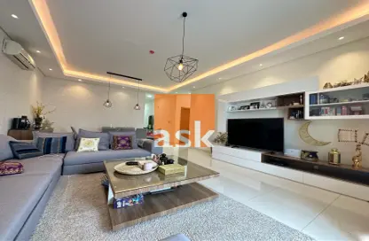 Apartment - 4 Bedrooms - 5 Bathrooms for sale in Seef - Capital Governorate