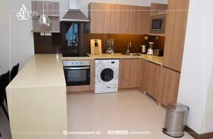 Apartment - 2 Bedrooms - 3 Bathrooms for sale in Busaiteen - Muharraq Governorate
