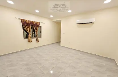 Apartment - 2 Bedrooms - 2 Bathrooms for rent in Saar - Northern Governorate