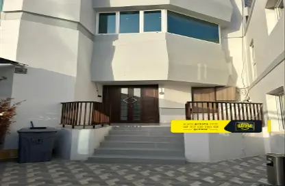 Villa - 5 Bedrooms - 5 Bathrooms for sale in Bu Ashira - Capital Governorate