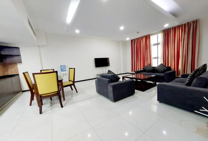 Apartment - 2 Bedrooms - 2 Bathrooms for rent in Al Juffair - Capital Governorate