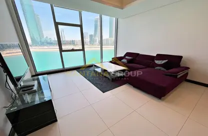 Apartment - 2 Bedrooms - 3 Bathrooms for rent in Reef Island - Capital Governorate