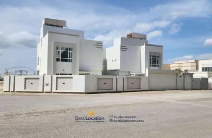 Villa - 4 Bedrooms - 5 Bathrooms for sale in Hamad Town - Northern Governorate