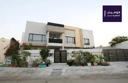 Villa - 5 Bedrooms - 7 Bathrooms for sale in Sanad - Central Governorate