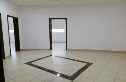 Office Space - Studio - 1 Bathroom for rent in Manama Downtown - Manama - Capital Governorate