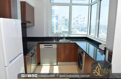 Apartment - 1 Bedroom - 2 Bathrooms for sale in Sanabis - Manama - Capital Governorate