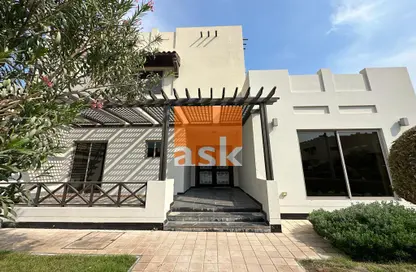 Villa - 4 Bedrooms - 4 Bathrooms for rent in Janabiya - Northern Governorate