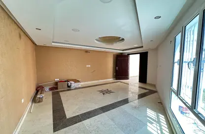 Villa - 6 Bedrooms - 5 Bathrooms for rent in Sanad - Central Governorate