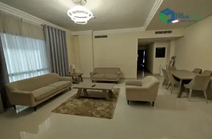 Apartment - 2 Bedrooms - 2 Bathrooms for rent in Al Juffair - Capital Governorate