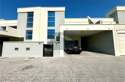 Villa - 4 Bedrooms - 5 Bathrooms for rent in Marassi Al Bahrain - Diyar Al Muharraq - Muharraq Governorate