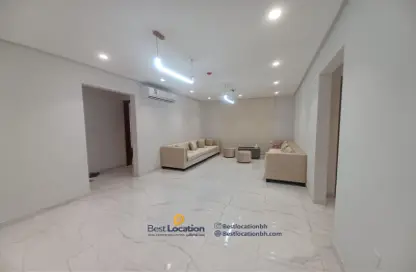 Apartment - 5 Bedrooms - 4 Bathrooms for rent in Al Bahair - Riffa - Southern Governorate