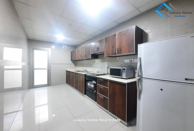 Apartment - 2 Bedrooms - 2 Bathrooms for rent in Hidd - Muharraq Governorate