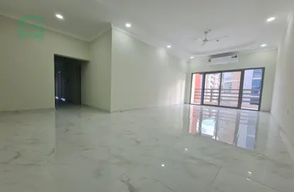 Apartment - 5 Bedrooms - 5 Bathrooms for sale in Hidd - Muharraq Governorate