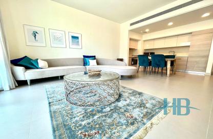 Apartment - 2 Bedrooms - 2 Bathrooms for rent in Marassi Shores Residences - Diyar Al Muharraq - Muharraq Governorate