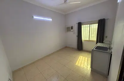 Apartment - 1 Bathroom for rent in Hidd - Muharraq Governorate