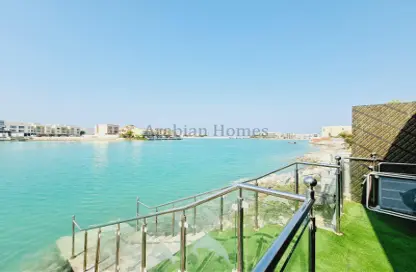 Villa - 4 Bedrooms - 4 Bathrooms for rent in Amwaj Avenue - Amwaj Islands - Muharraq Governorate