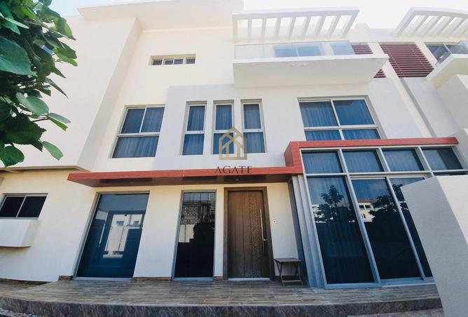 Villa - 4 Bedrooms - 6 Bathrooms for rent in Amwaj Avenue - Amwaj Islands - Muharraq Governorate