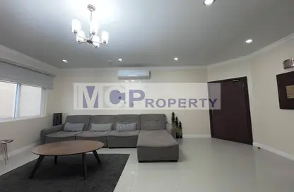 Apartment - 2 Bedrooms - 2 Bathrooms for rent in Saar - Northern Governorate