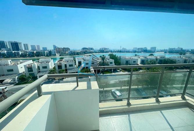 Duplex - 3 Bedrooms - 3 Bathrooms for sale in Tala Island - Amwaj Islands - Muharraq Governorate