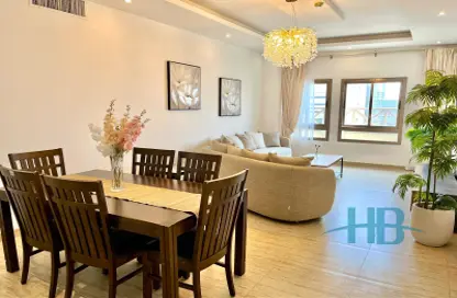 Apartment - 2 Bedrooms - 3 Bathrooms for rent in Busaiteen - Muharraq Governorate