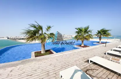 Apartment - 2 Bedrooms - 3 Bathrooms for sale in Essence of Dilmunia - Dilmunia Island - Muharraq Governorate