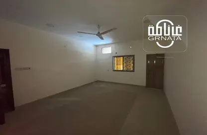 Apartment - 3 Bedrooms - 2 Bathrooms for rent in Maameer - Central Governorate