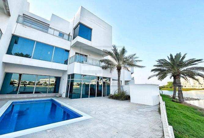 Villa - 4 Bedrooms - 5 Bathrooms for rent in Saraya al Bahar - Amwaj Islands - Muharraq Governorate