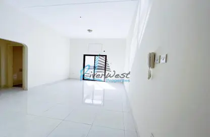 Apartment - 2 Bedrooms - 2 Bathrooms for rent in Exhibition Road - Hoora - Capital Governorate