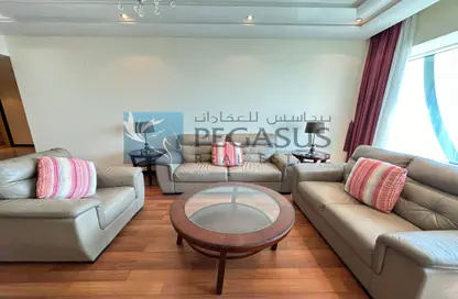 Apartment - 2 Bedrooms - 3 Bathrooms for rent in Abraj Al Lulu - Manama - Capital Governorate