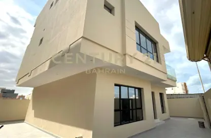 Villa - 5 Bedrooms - 5 Bathrooms for sale in Malkiyah - Northern Governorate