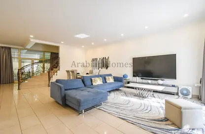 Villa - 4 Bedrooms - 4 Bathrooms for rent in Al Juffair - Capital Governorate