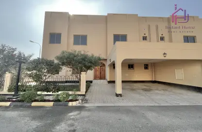 Villa - 4 Bedrooms - 5 Bathrooms for rent in Janabiya - Northern Governorate