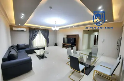 Apartment - 3 Bedrooms - 3 Bathrooms for rent in Busaiteen - Muharraq Governorate