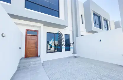 Villa - 3 Bedrooms - 4 Bathrooms for sale in Manama Downtown - Manama - Capital Governorate