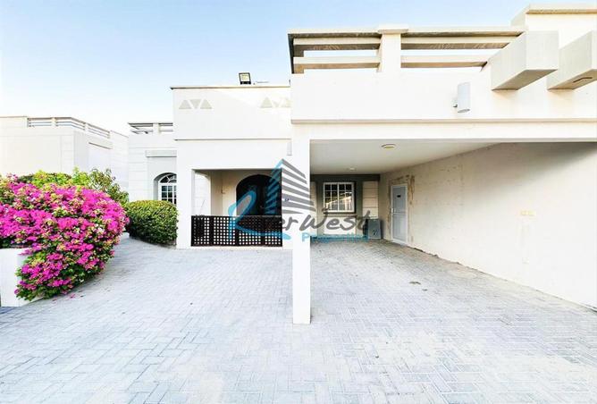 Villa - 2 Bedrooms - 3 Bathrooms for rent in Saar - Northern Governorate